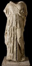 Статуя Артемиды в длинном одеянии (инв. II 1a 854). Римская копия греческого оригинала первой половины IV в. до н.э. ГМИИ, Москва